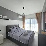 Apartment Luxury Two-bedroom With Sea View At Caesar *