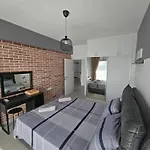 Apartment Luxury Two-bedroom With Sea View At Caesar