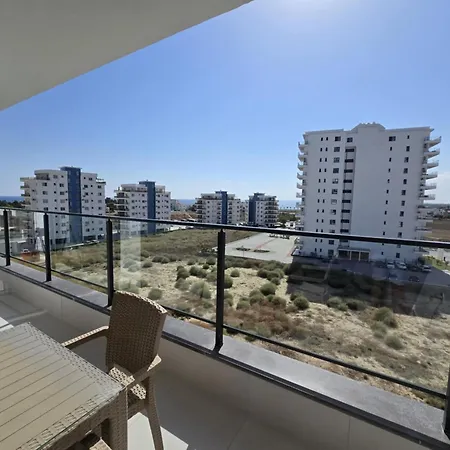 Daire Luxury Two-bedroom With Sea View At Caesar *