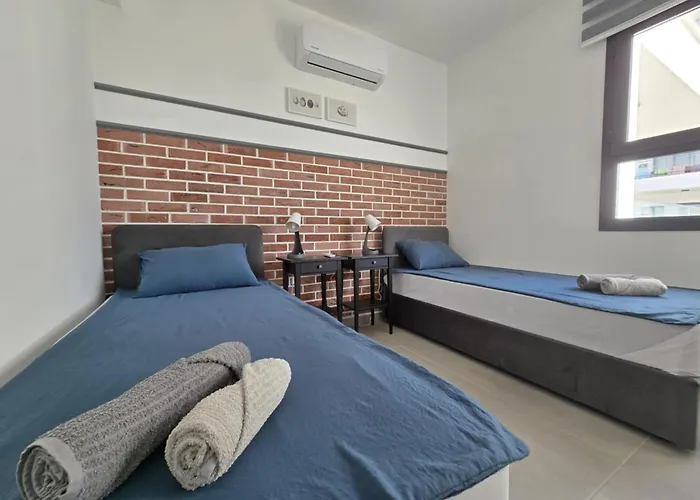 Didius Two-bedroom With Sea View At Caesar Apartament