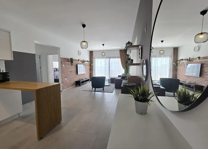 Didius Two-bedroom With Sea View At Caesar *